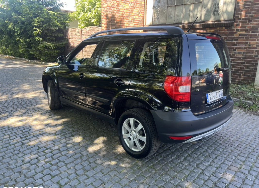 Skoda Yeti cena 26900 przebieg: 239000, rok produkcji 2012 z Radków małe 254